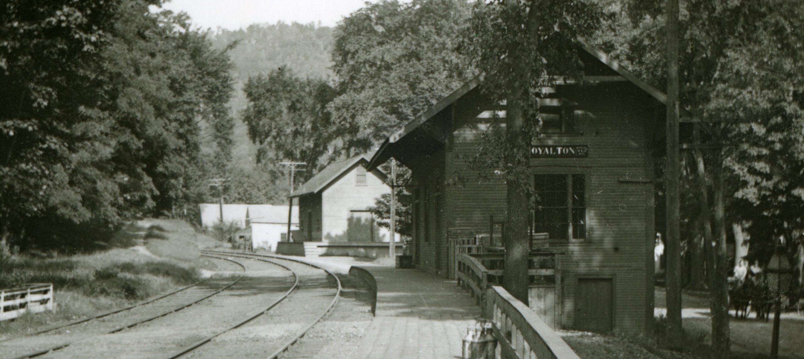 A Hunger for the Word in Early Royalton Red Door Church of South Royalton